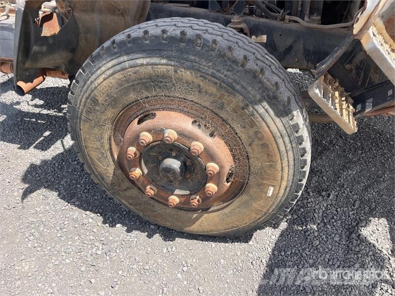 Isuzu FTR 4x2 S/A Dump Truck Billenő teherautók