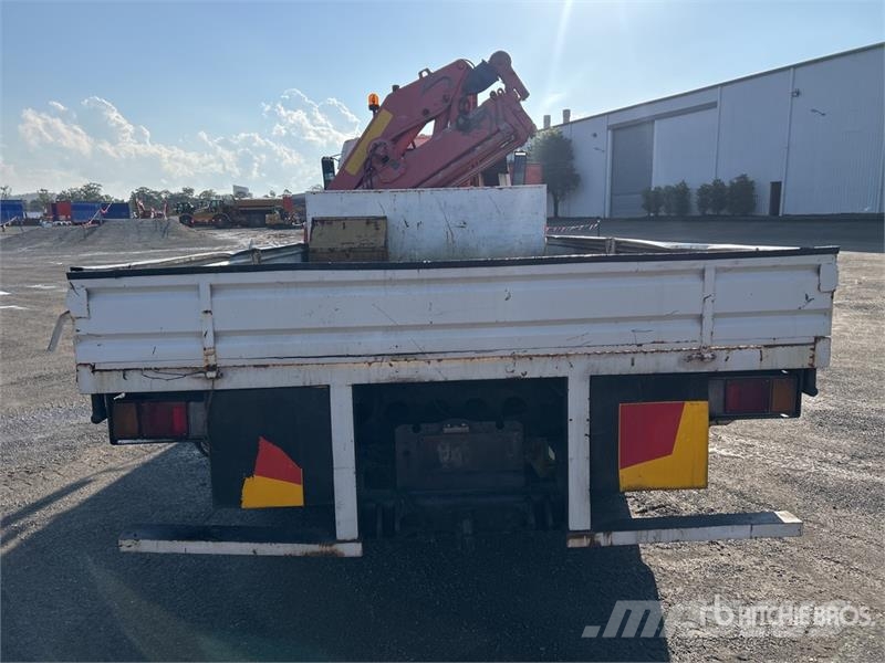 Isuzu FTS5MF 4x4 w/ 1994 Palfinger PE14000BX 2610 kg Knu شاحنات الرافعات