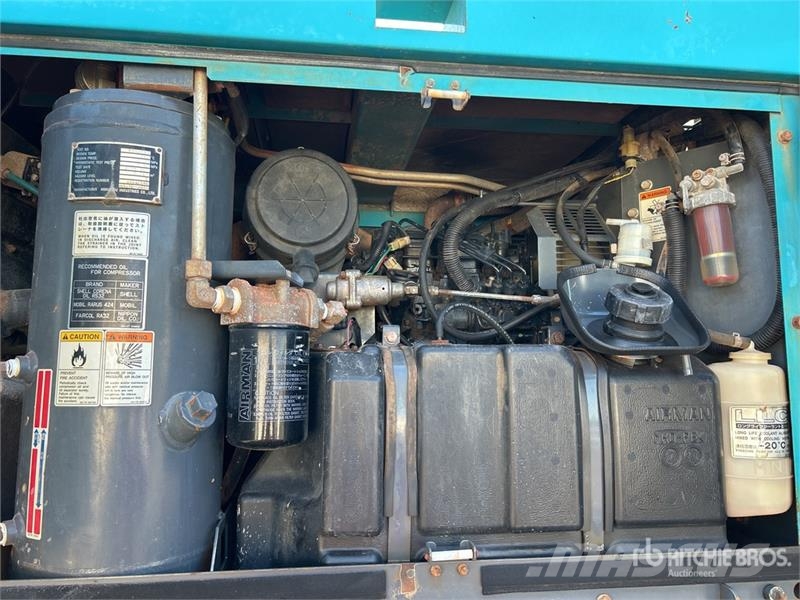 Isuzu FVZ 260-300 6x4 Fuel and Lube Truck Tankwagen