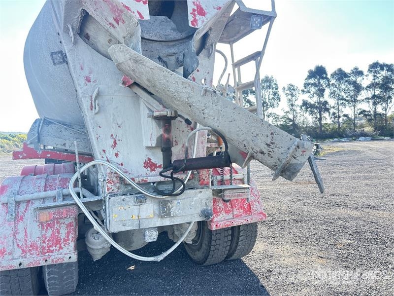 Isuzu FVZ 6x4 Mixer Truck Camiones hormigonera