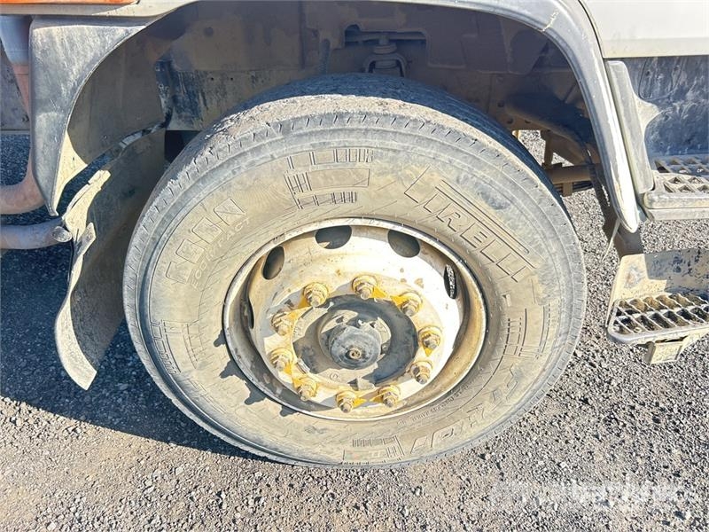 Isuzu FVZ 6x4 Mixer Truck Camiones hormigonera