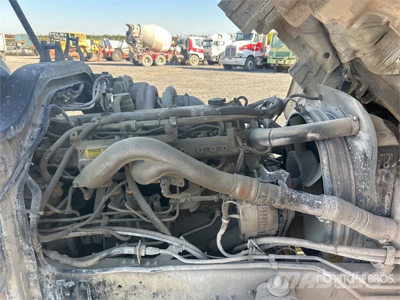 Isuzu FVZ 6x4 Mixer Truck Camiones hormigonera