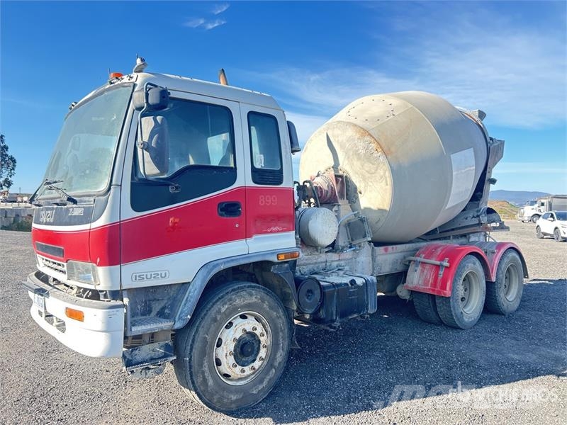 Isuzu FVZ 6x4 Mixer Truck Camiones hormigonera