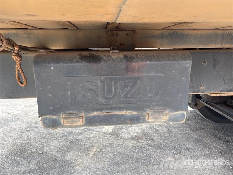 Isuzu FVZ1400 6x2 Van Truck Sanduk kamioni