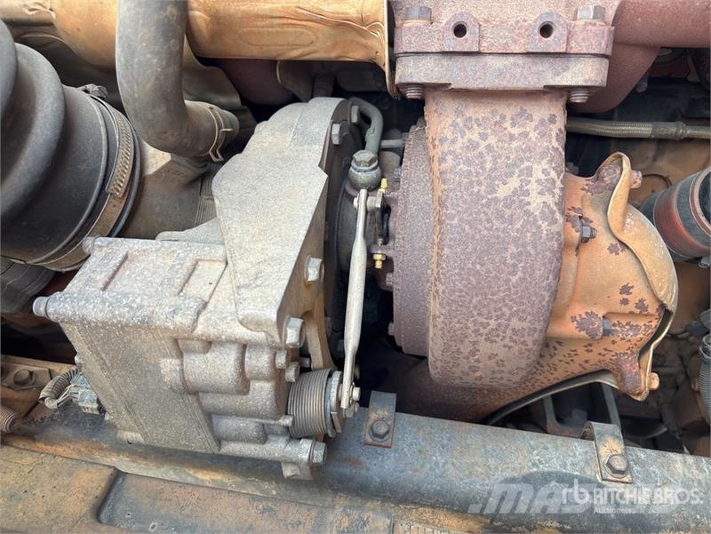Isuzu FVZ1400 6x2 Van Truck Sanduk kamioni