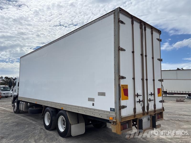 Isuzu FVZ1400 6x2 Van Truck Sanduk kamioni