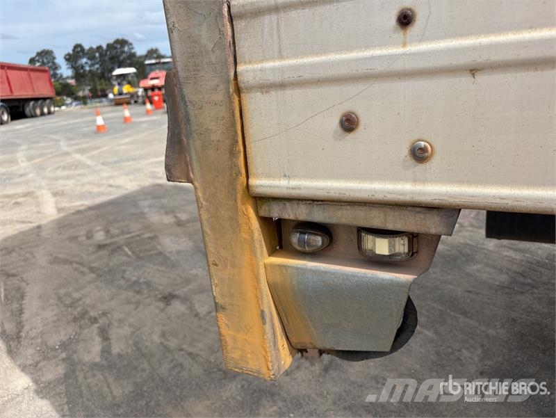 Isuzu FVZ1400 6x2 Van Truck Sanduk kamioni