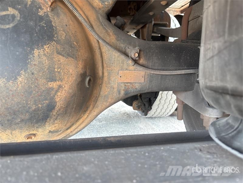 Isuzu FVZ1400 6x2 Van Truck Sanduk kamioni