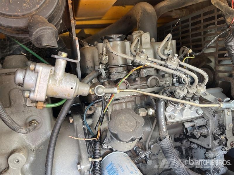 Isuzu FYH 10x4 Fuel and Lube Truck Kamioni cisterne
