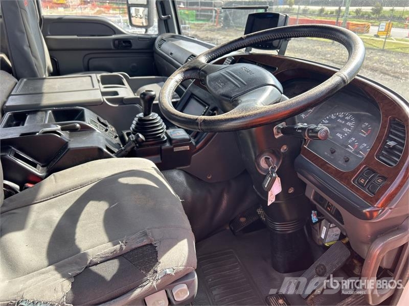 Isuzu Giga CXY 240-460 6x4 T/A Day Cab Truck Tractor Traktorske jedinice