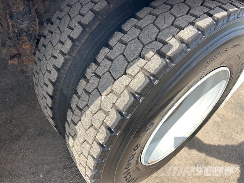 Isuzu Giga CXY 240-460 6x4 T/A Day Cab Truck Tractor Traktorske jedinice
