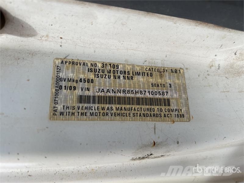 Isuzu NNR200 4x2 S/A Dump Truck Tipper trucks