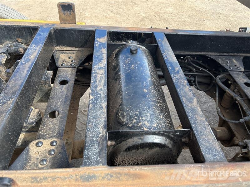 Isuzu NNR200 4x2 S/A Dump Truck Tipper trucks