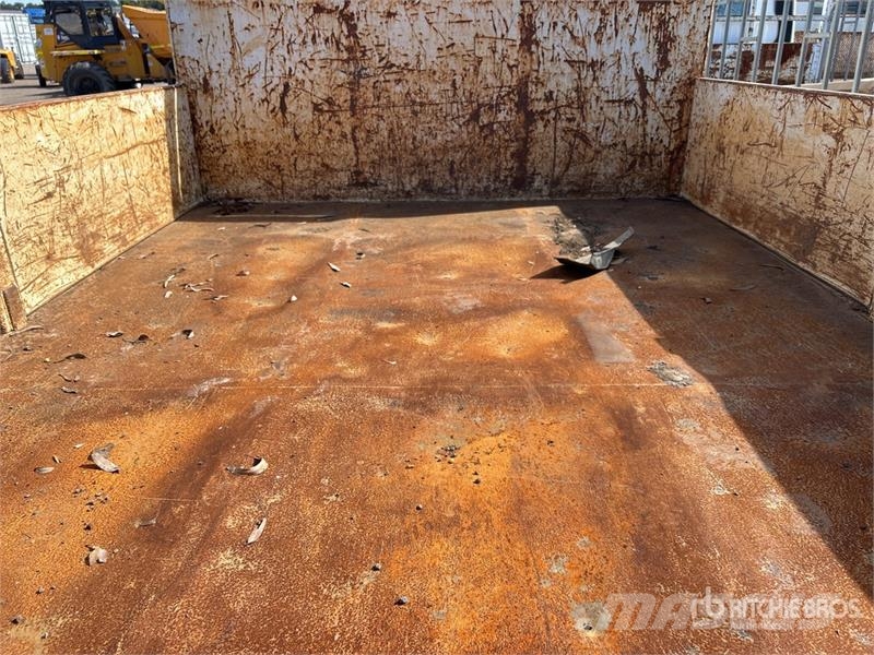 Isuzu NNR200 4x2 S/A Dump Truck Tipper trucks
