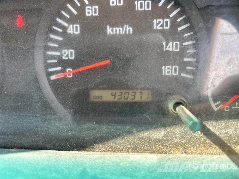 Isuzu NPR Billenő teherautók