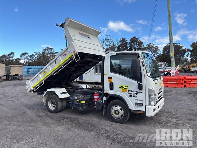 Isuzu NPR 45-155 4x2 S/A Dump Truck Billenő teherautók