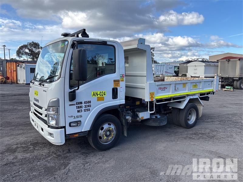 Isuzu NPR 45-155 4x2 S/A Dump Truck Billenő teherautók