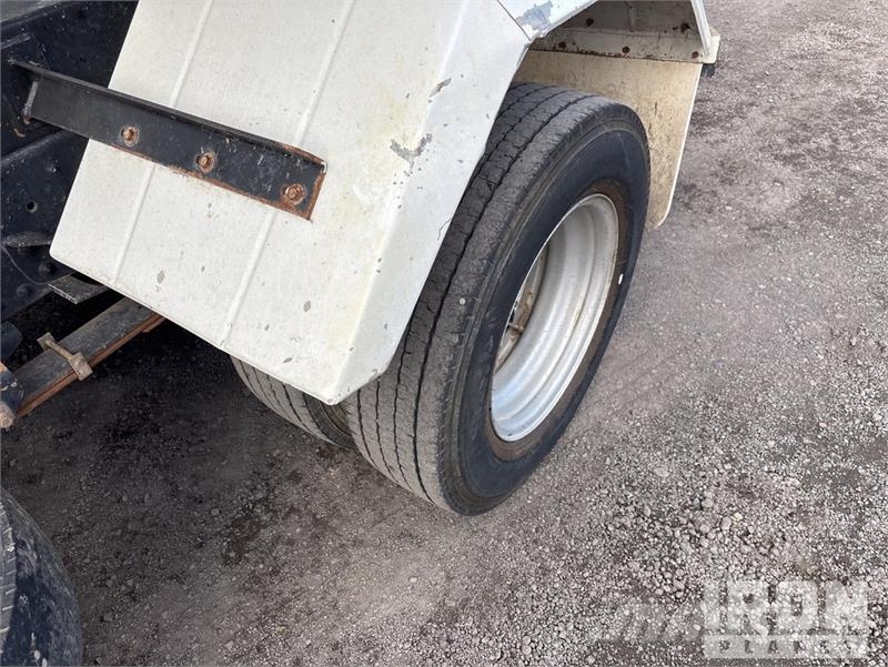 Isuzu NPR 45-155 4x2 S/A Dump Truck Billenő teherautók