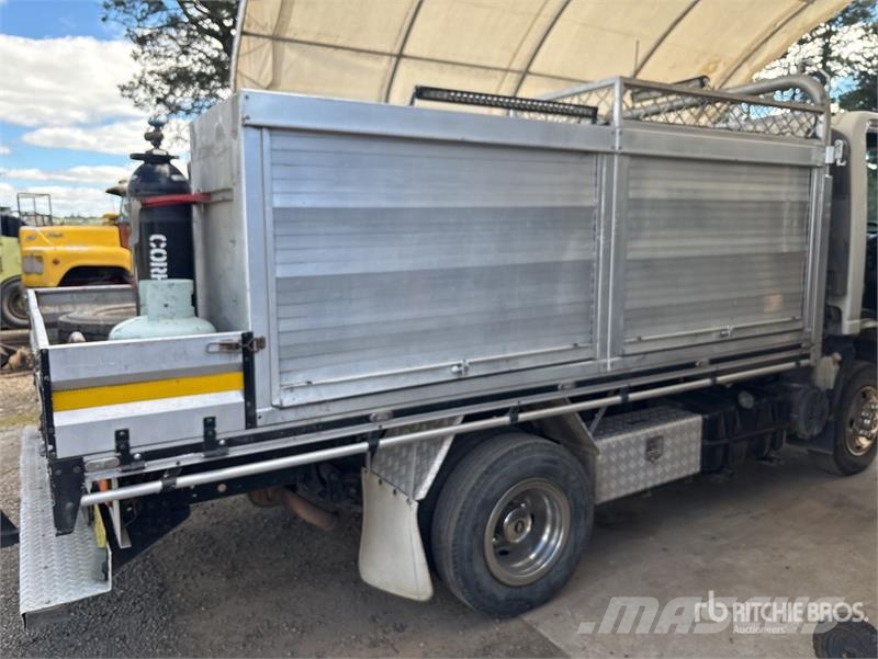 Isuzu NPR200 4x2 Service Truck Kommunalt / generelt kjøretøy