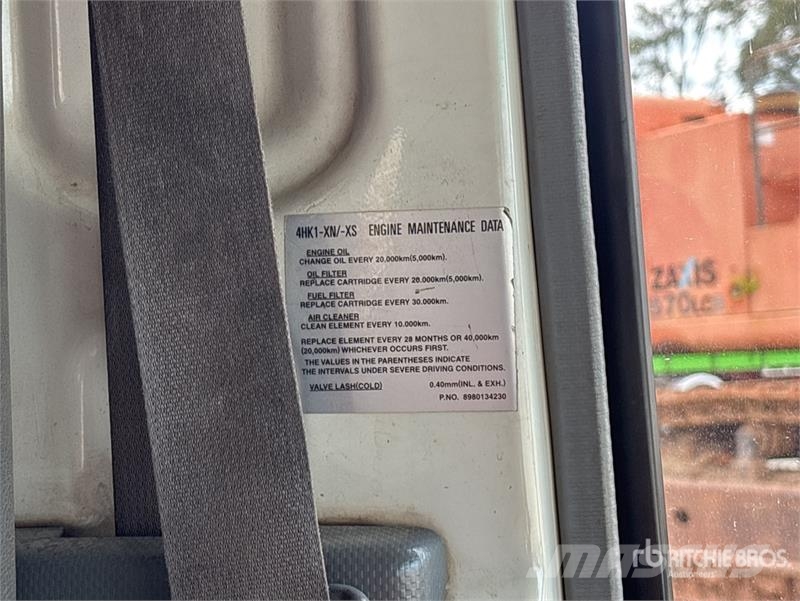 Isuzu NPR300 4x2 Flatbed Truck Kamioni sa otvorenim sandukom