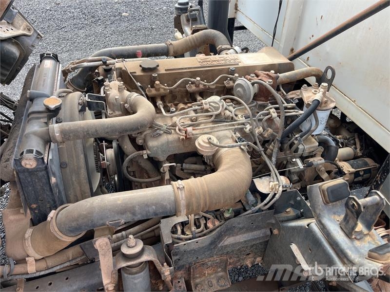 Isuzu NPR300 4x2 Service Truck Visuotinės / bendrosios paskirties automobiliai