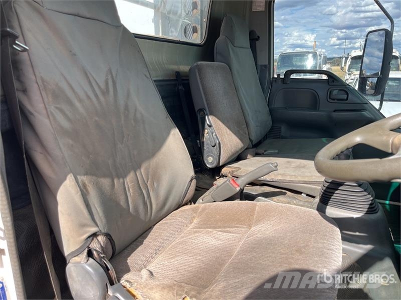 Isuzu NPR300 4x2 Service Truck Visuotinės / bendrosios paskirties automobiliai