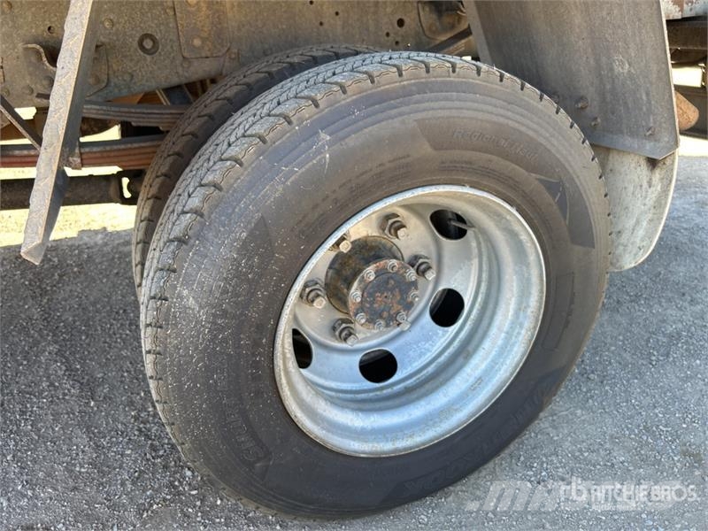 Isuzu NPS300 4x4 Service Truck Közúti karbantartó haszongépek