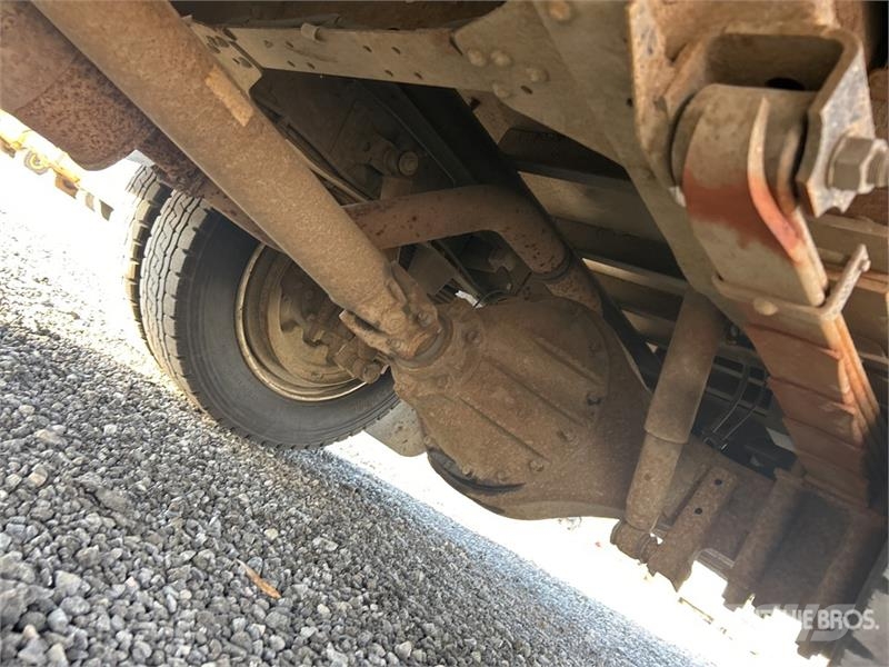 Isuzu NQR 450 4x2 Service Truck مركبات الأغراض العامة