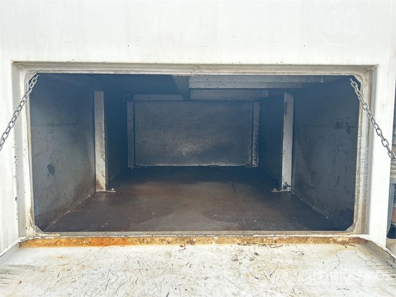 Isuzu NQR 450 4x2 Service Truck (Inoperable) مركبات الأغراض العامة