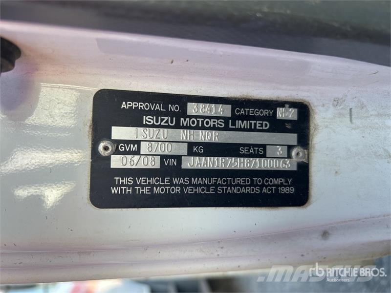 Isuzu NQR 450 4x2 Service Truck مركبات الأغراض العامة