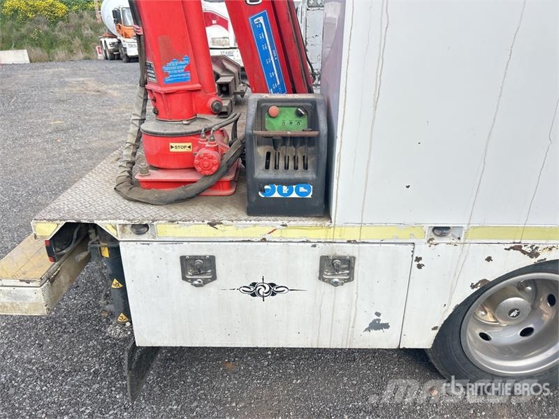 Isuzu NQR 450 4x2 Service Truck (Inoperable) مركبات الأغراض العامة