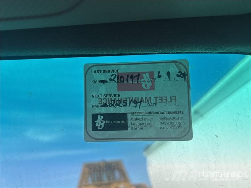 Isuzu NQR 450 4x2 Service Truck (Inoperable) مركبات الأغراض العامة