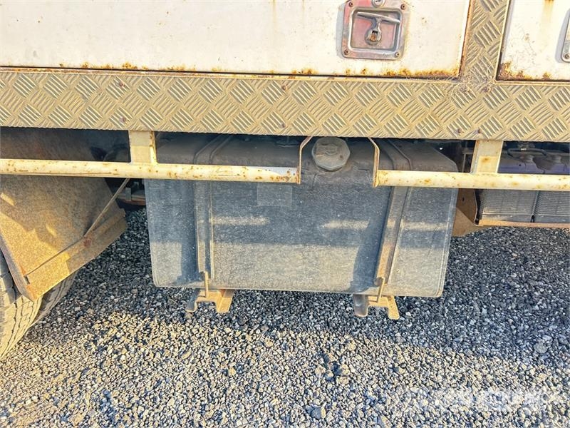 Isuzu NQR 450 4x2 Service Truck مركبات الأغراض العامة