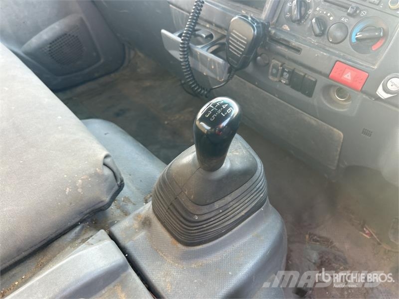 Isuzu NQR 450 4x2 Service Truck مركبات الأغراض العامة