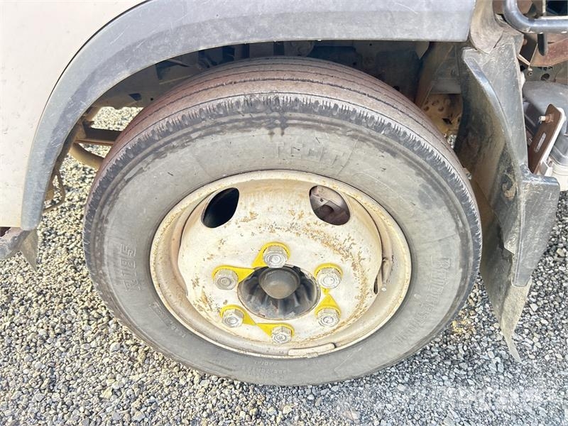 Isuzu NQR 450 4x2 Service Truck مركبات الأغراض العامة