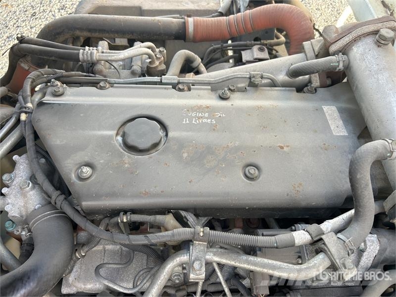 Isuzu NQR 450 4x2 Service Truck مركبات الأغراض العامة
