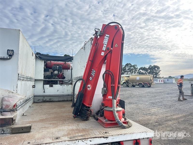 Isuzu NQR 450 4x2 Service Truck (Inoperable) مركبات الأغراض العامة