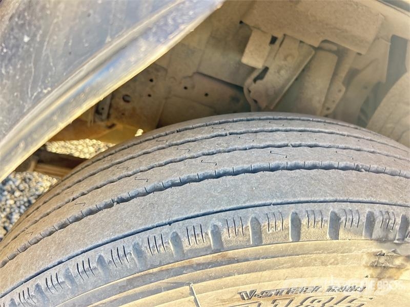 Isuzu NQR 450 4x2 Service Truck مركبات الأغراض العامة