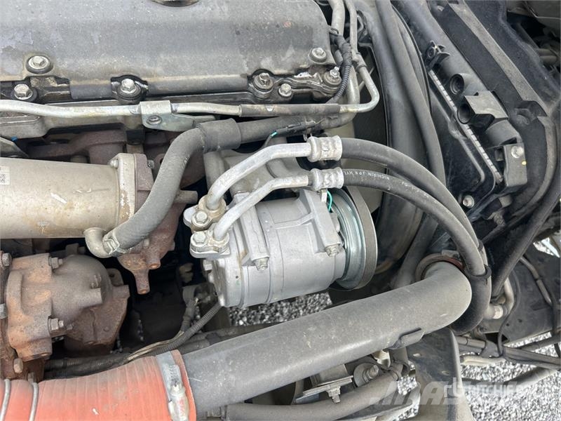 Isuzu NQR 450 4x2 Service Truck (Inoperable) مركبات الأغراض العامة