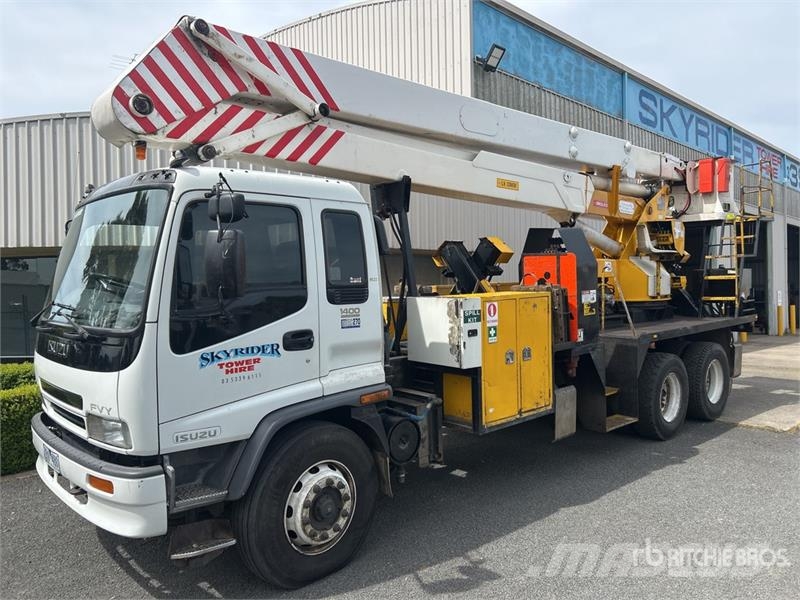 Isuzu Simon-Abbey SP550/75 on Isuzu 1400 6x4 Bucket Tru Nostolava-autot