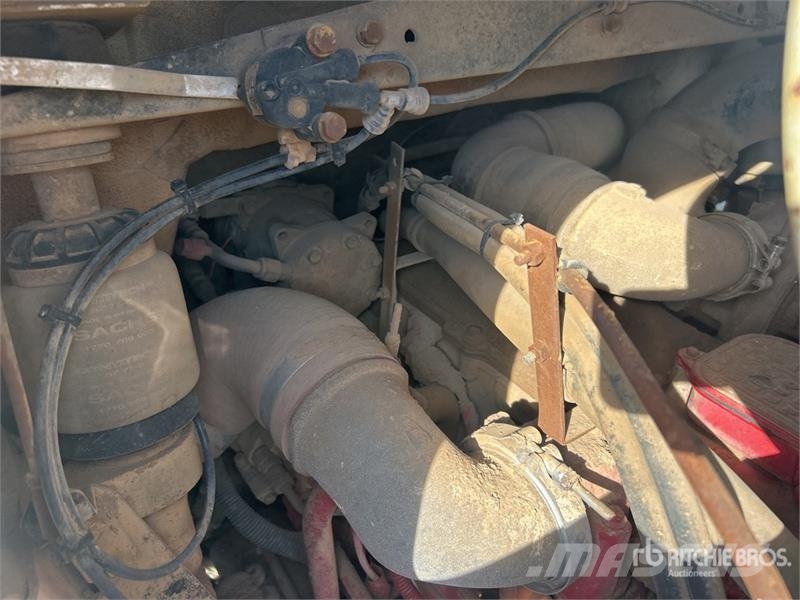 Iveco ACCO 2350G 6x4 T/A Dump Truck 덤프 트럭