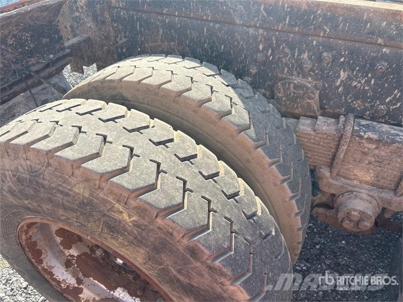 Iveco ACCO 2350G 6x4 T/A Dump Truck 덤프 트럭