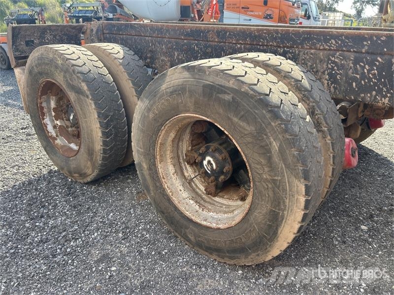 Iveco ACCO 2350G 6x4 T/A Dump Truck 덤프 트럭