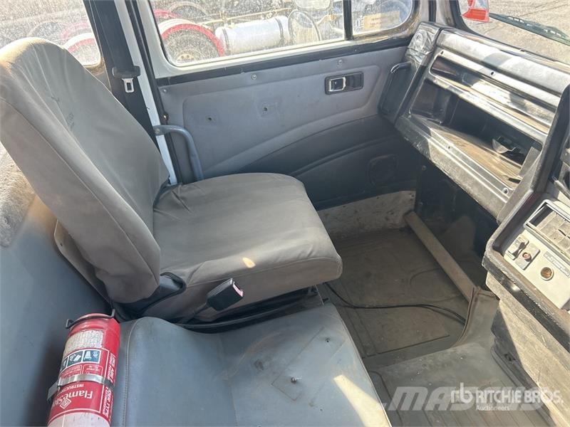 Iveco ACCO 2350G 6x4 T/A Dump Truck 덤프 트럭