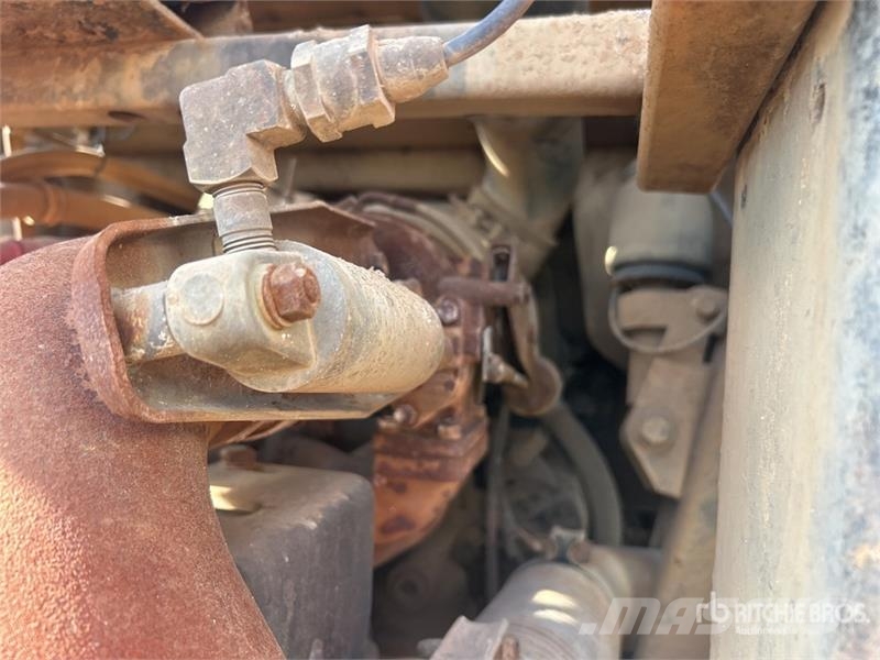 Iveco ACCO 2350G 6x4 T/A Dump Truck 덤프 트럭