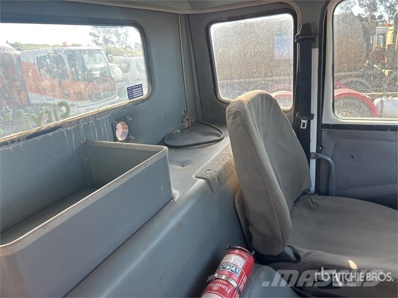 Iveco ACCO 2350G 6x4 T/A Dump Truck 덤프 트럭