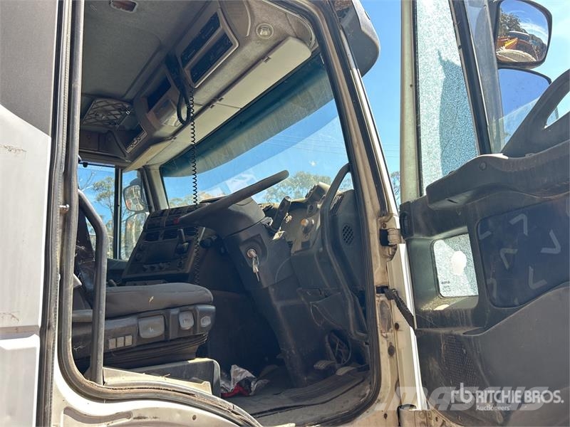 Iveco Powerstar 6x4 T/A Dump Truck (Inoperable) Kipper