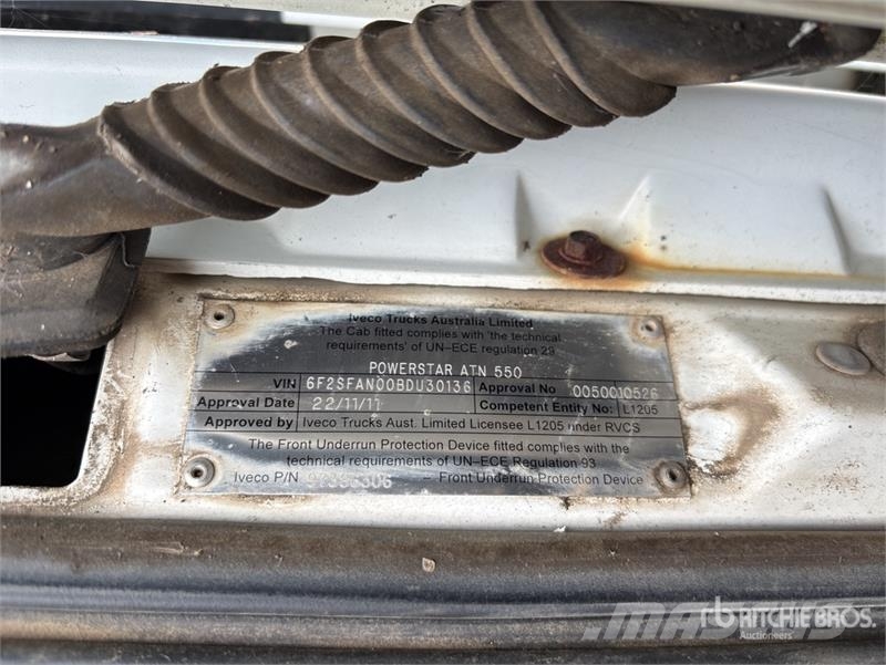 Iveco Powerstar 6x4 T/A Dump Truck (Inoperable) Caminhões basculantes