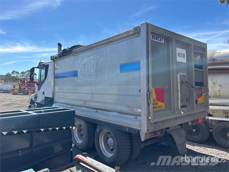Iveco Powerstar 6x4 T/A Dump Truck (Inoperable) Kipper
