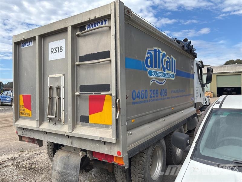 Iveco Powerstar 6x4 T/A Dump Truck (Inoperable) Caminhões basculantes